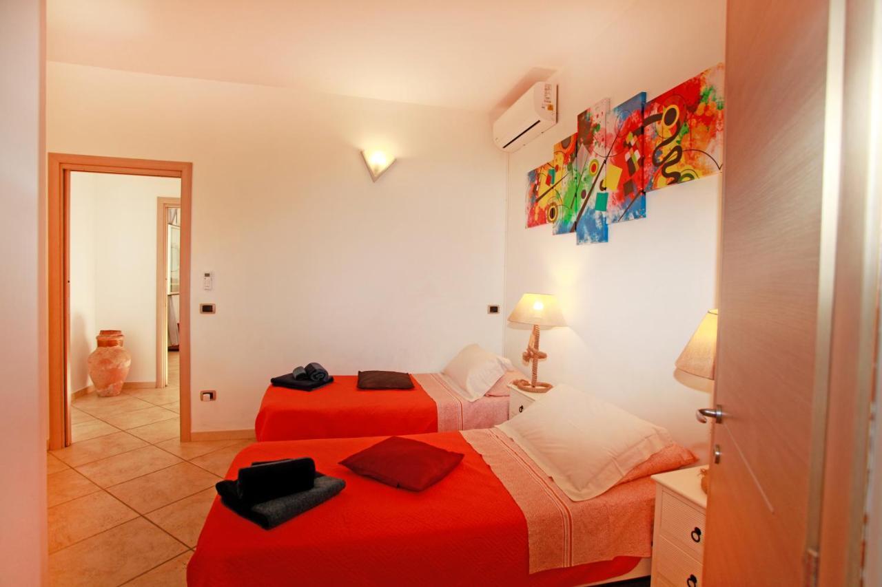 Casa Cloe Apartment Taormina Bagian luar foto